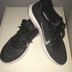 Nike Flex Experience RN 4